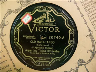 small_victor 20740 a.webp